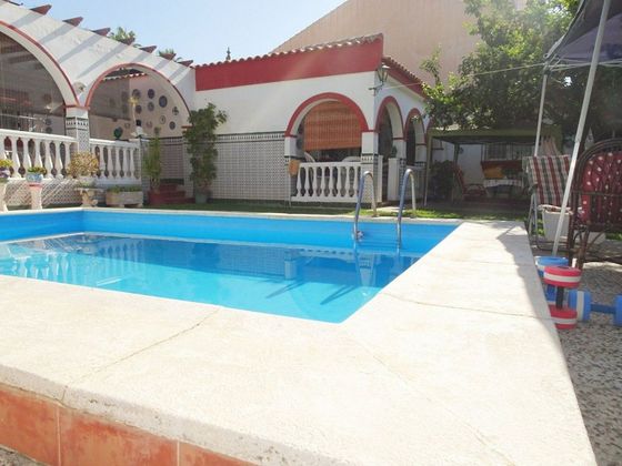 Foto 1 de Venta de casa en Añoreta baja de 3 habitaciones con terraza y piscina