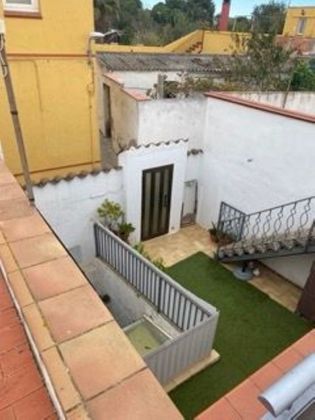 Foto 2 de Casa adossada en venda a calle Sant Genis de 2 habitacions amb terrassa i calefacció