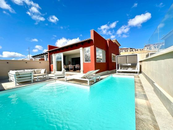 Foto 2 de Casa en venta en Caleta de Fuste de 4 habitaciones con terraza y piscina