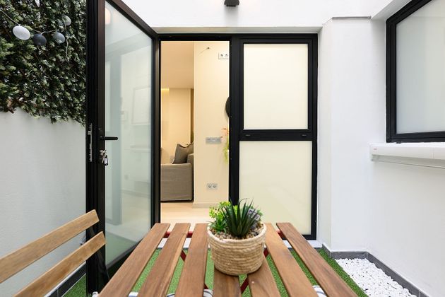 Foto 1 de Pis en venda a calle Doctor Grau Bassas de 2 habitacions amb terrassa i aire acondicionat