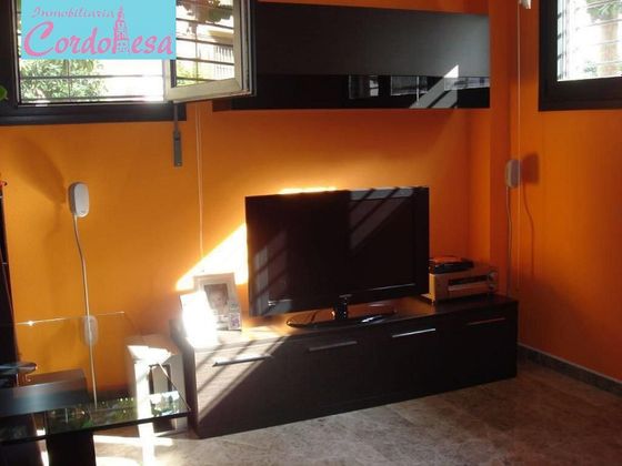 Foto 2 de Pis en lloguer a Sta. Marina - San Andrés - San Pablo - San Lorenzo de 2 habitacions amb aire acondicionat i calefacció