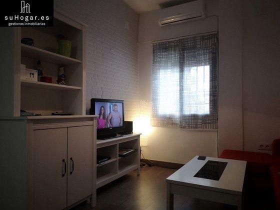 Foto 1 de Alquiler de piso en Pardaleras de 3 habitaciones con muebles y aire acondicionado