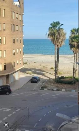 Foto 1 de Venta de piso en Zona Playa de 4 habitaciones con terraza y ascensor