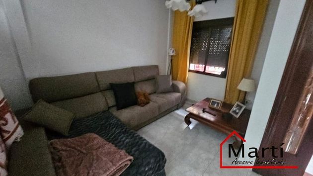 Foto 1 de Casa en venta en Zona Llombai de 2 habitaciones con terraza y aire acondicionado