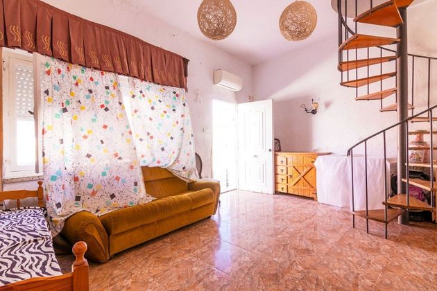 Foto 2 de Casa en venda a Zona Pueblo de 4 habitacions amb terrassa i balcó