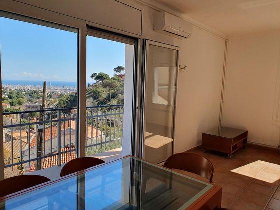 Foto 2 de Pis en lloguer a Sarrià de 3 habitacions amb terrassa i mobles