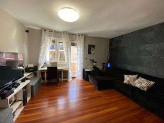 Foto 2 de Pis en venda a calle Larrabasterra de 2 habitacions amb terrassa i garatge