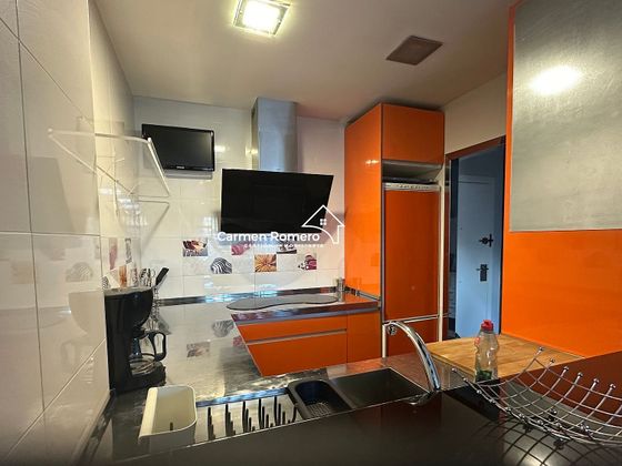 Foto 2 de Dúplex en lloguer a Villamayor de 3 habitacions amb garatge i mobles