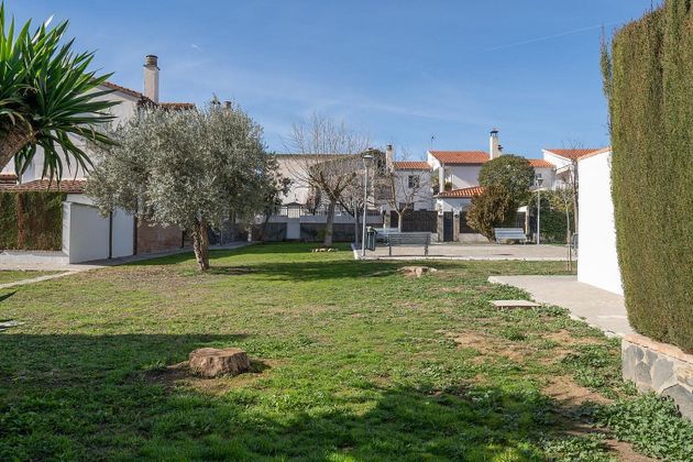 Foto 1 de Xalet en venda a calle Mirador de la Sierra de 4 habitacions amb terrassa i piscina