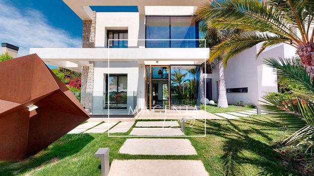 Foto 1 de Xalet en venda a Playa Mucha Vista de 5 habitacions amb terrassa i piscina