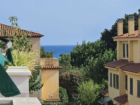 Foto 1 de Casa adosada en venta en Premià de Mar de 5 habitaciones con terraza y jardín