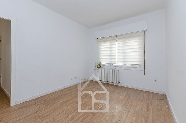Foto 1 de Piso en venta en Centre - Cornellà de Llobregat de 3 habitaciones con calefacción y ascensor