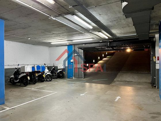 Foto 2 de Venta de garaje en avenida Diagonal de 14 m²