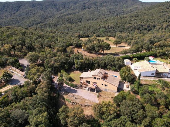 Foto 2 de Casa en venda a urbanización De Vall Repos de 4 habitacions amb terrassa i piscina