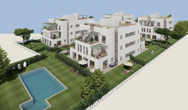 Foto 2 de Àtic en venda a Centre - Estanys de 3 habitacions amb terrassa i piscina