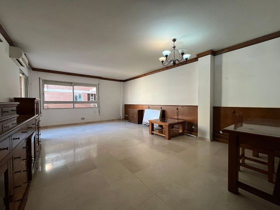 Foto 2 de Piso en venta en Casco Urbano de 4 habitaciones con balcón y aire acondicionado
