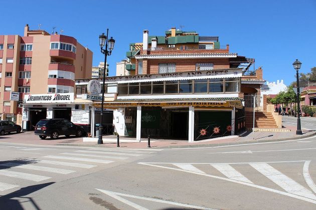 Foto 2 de Alquiler de local en calle Molino de Viento con terraza