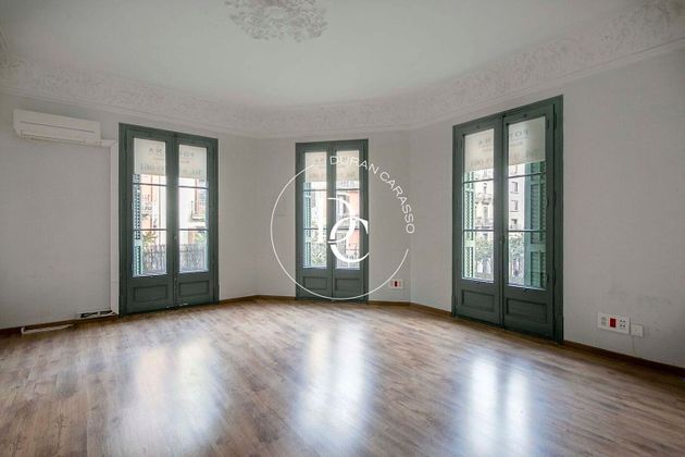 Foto 1 de Pis en venda a Sant Gervasi - Galvany de 8 habitacions amb terrassa i balcó