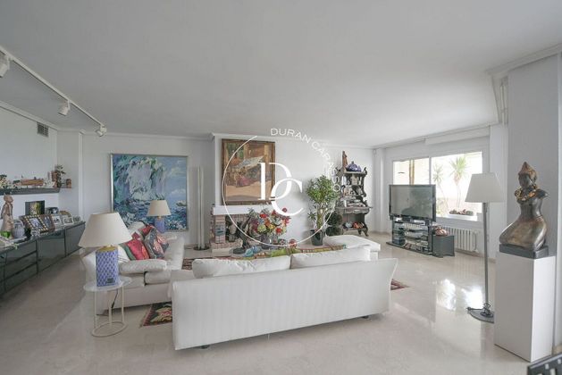 Foto 2 de Pis en venda a Marina Botafoc - Platja de Talamanca de 4 habitacions amb terrassa i piscina