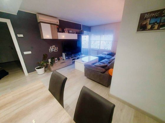 Foto 1 de Pis en venda a Can Borrell - La Plana de Lledó de 3 habitacions amb garatge i balcó