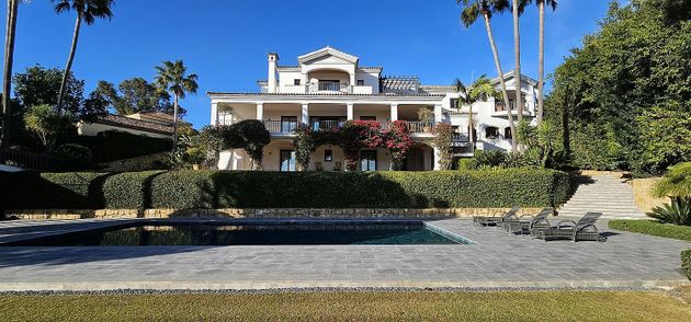 Foto 1 de Chalet en venta en calle Formentera de 6 habitaciones con terraza y piscina