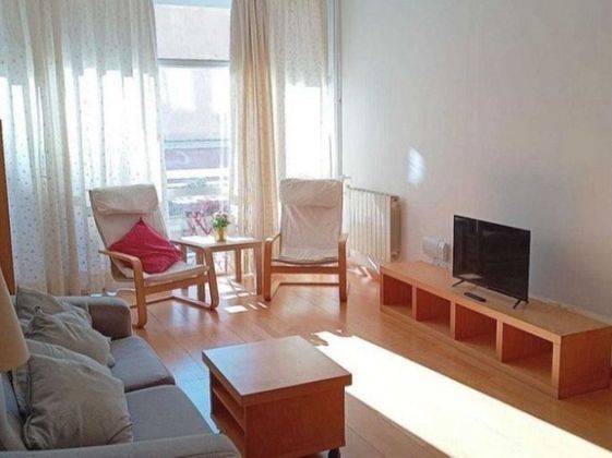 Foto 2 de Piso en alquiler en La Maternitat i Sant Ramon de 4 habitaciones con muebles y aire acondicionado