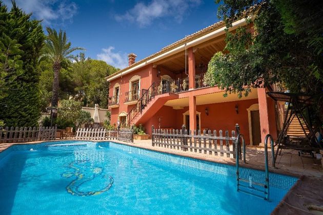 Foto 1 de Venta de chalet en Castilblanco de los Arroyos de 7 habitaciones con terraza y piscina