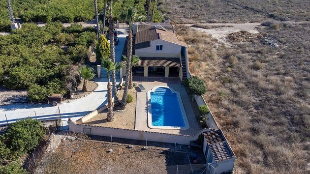 Foto 2 de Casa rural en venda a Orihuela ciudad de 3 habitacions amb terrassa i piscina