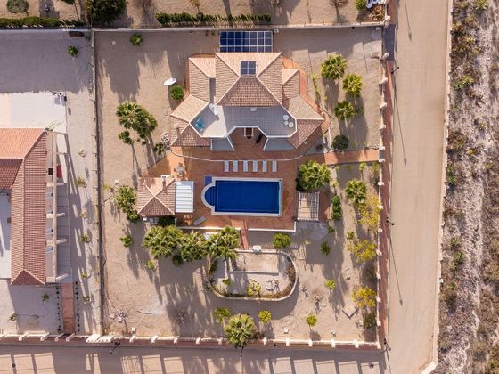 Foto 1 de Chalet en venta en Campos del Río de 4 habitaciones con terraza y piscina
