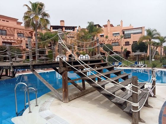 Foto 2 de Pis en lloguer a Paraíso - Atalaya- Benamara de 2 habitacions amb terrassa i piscina