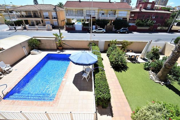 Foto 2 de Àtic en venda a calle Dr Waksman de 3 habitacions amb terrassa i piscina