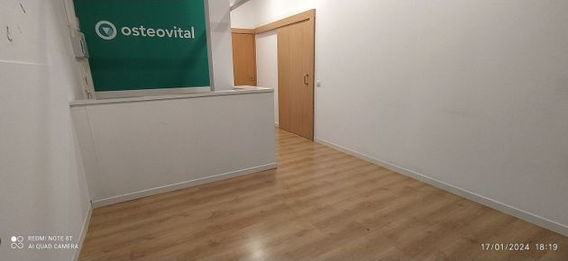 Foto 1 de Local en venda a Centre - Sabadell de 58 m²