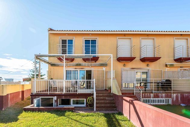 Foto 2 de Casa adossada en venda a La Vega - Marenyet de 3 habitacions amb terrassa i piscina