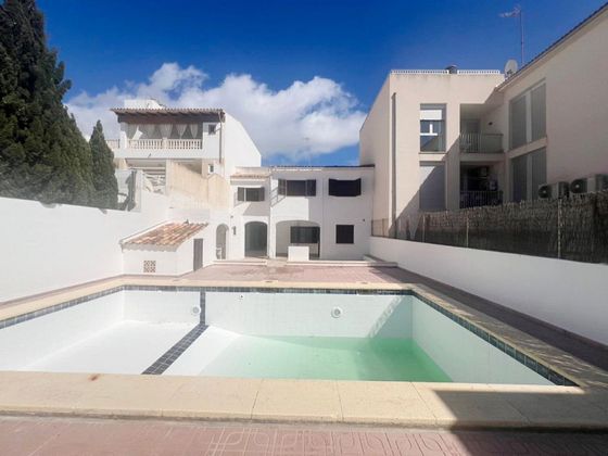 Foto 1 de Venta de casa adosada en Salines (Ses) de 5 habitaciones con terraza y piscina