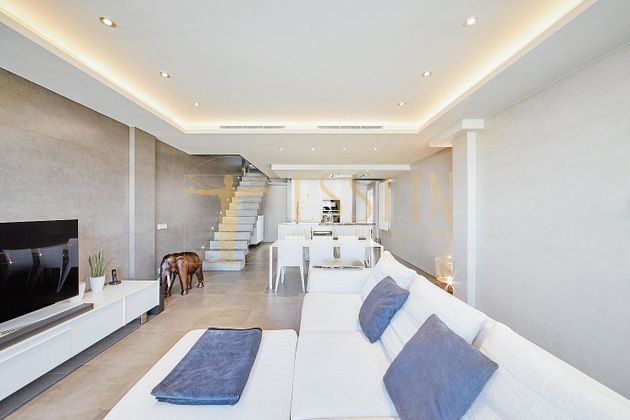 Foto 2 de Àtic en venda a avenida De Roma de 3 habitacions amb terrassa i aire acondicionat