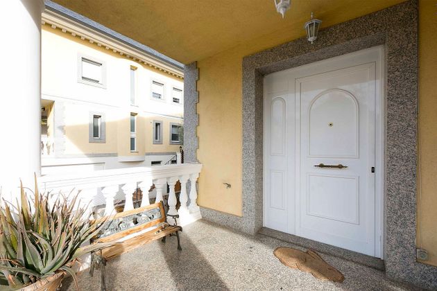 Foto 1 de Chalet en venta en Castellarnau - Can Llong de 8 habitaciones con terraza y piscina
