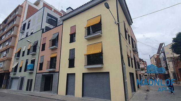 Foto 1 de Local en venda a calle Sant Joan de 100 m²