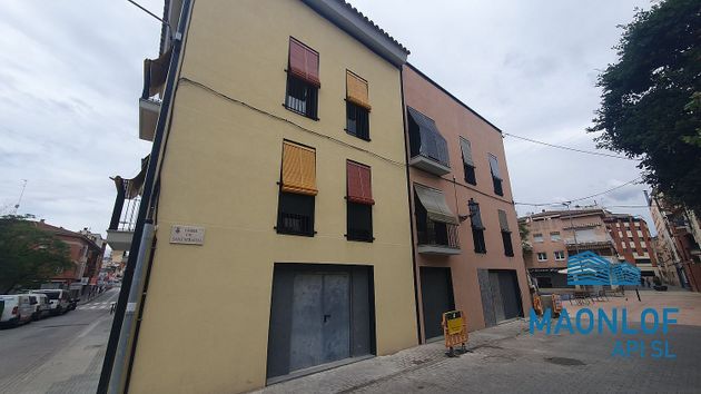 Foto 2 de Local en venda a calle Sant Joan de 100 m²