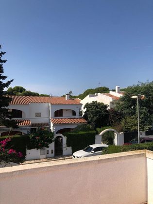 Foto 1 de Casa en venta en Ardiaca - La Llosa de 3 habitaciones con terraza y piscina