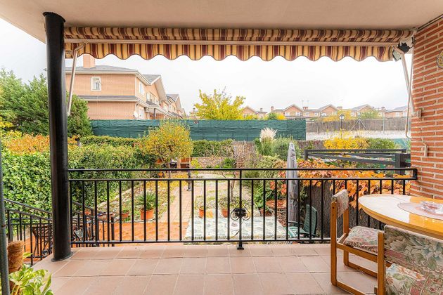 Foto 2 de Casa adossada en venda a La Cárcaba - El Encinar - Montemolinos de 4 habitacions amb terrassa i piscina