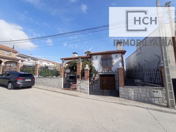 Foto 2 de Chalet en venta en calle Cumbres de 6 habitaciones con terraza y garaje
