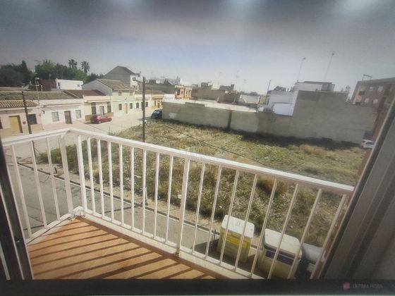 Foto 1 de Pis en venda a calle D'ausiàs March de 3 habitacions amb garatge i balcó