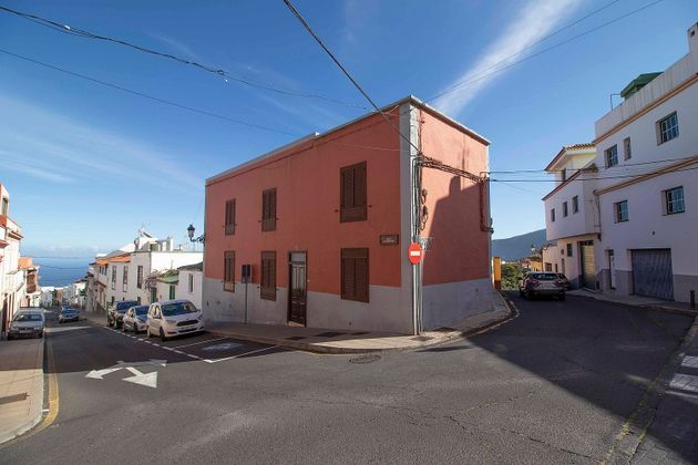 Foto 1 de Xalet en venda a Arafo de 6 habitacions amb terrassa i garatge