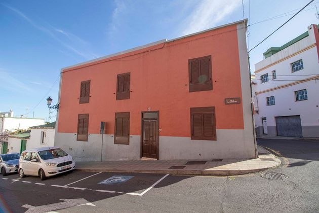 Foto 2 de Xalet en venda a Arafo de 6 habitacions amb terrassa i garatge
