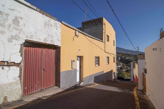 Foto 1 de Xalet en venda a Arafo de 6 habitacions amb terrassa i garatge