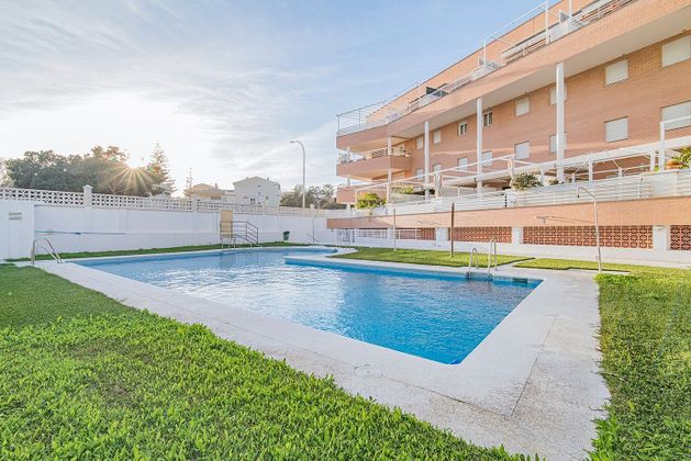 Foto 1 de Dúplex en venda a Salobreña de 3 habitacions amb terrassa i piscina