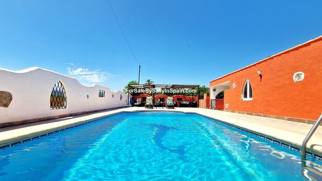 Foto 2 de Xalet en venda a Oliva pueblo de 5 habitacions amb terrassa i piscina