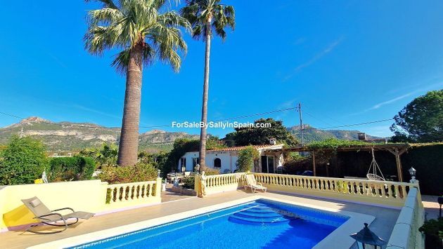 Foto 1 de Chalet en venta en Palma de Gandía de 3 habitaciones con piscina y jardín
