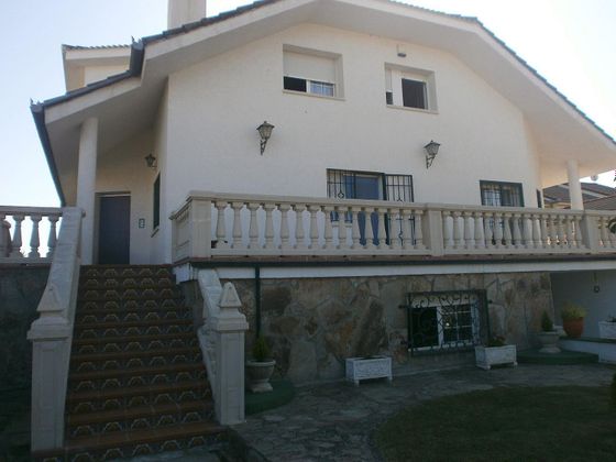 Foto 1 de Xalet en venda a Lastrilla (La) de 7 habitacions amb terrassa i piscina