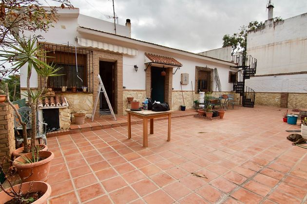 Foto 1 de Venta de chalet en calle Cañada de Ceuta de 3 habitaciones con terraza y piscina